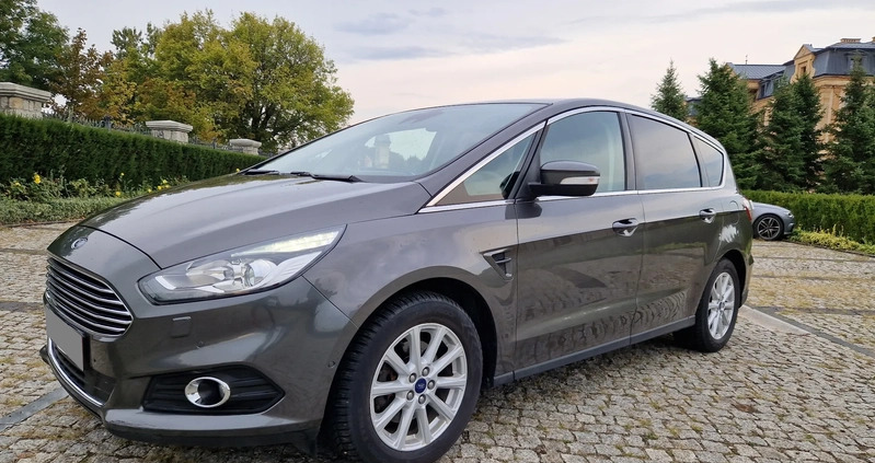 Ford S-Max cena 58800 przebieg: 219559, rok produkcji 2017 z Bydgoszcz małe 704